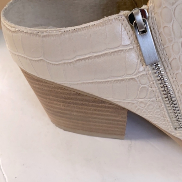 Dolce Vita EUC Croc-Embossed Mule. Size 11. - Picture 2 of 11